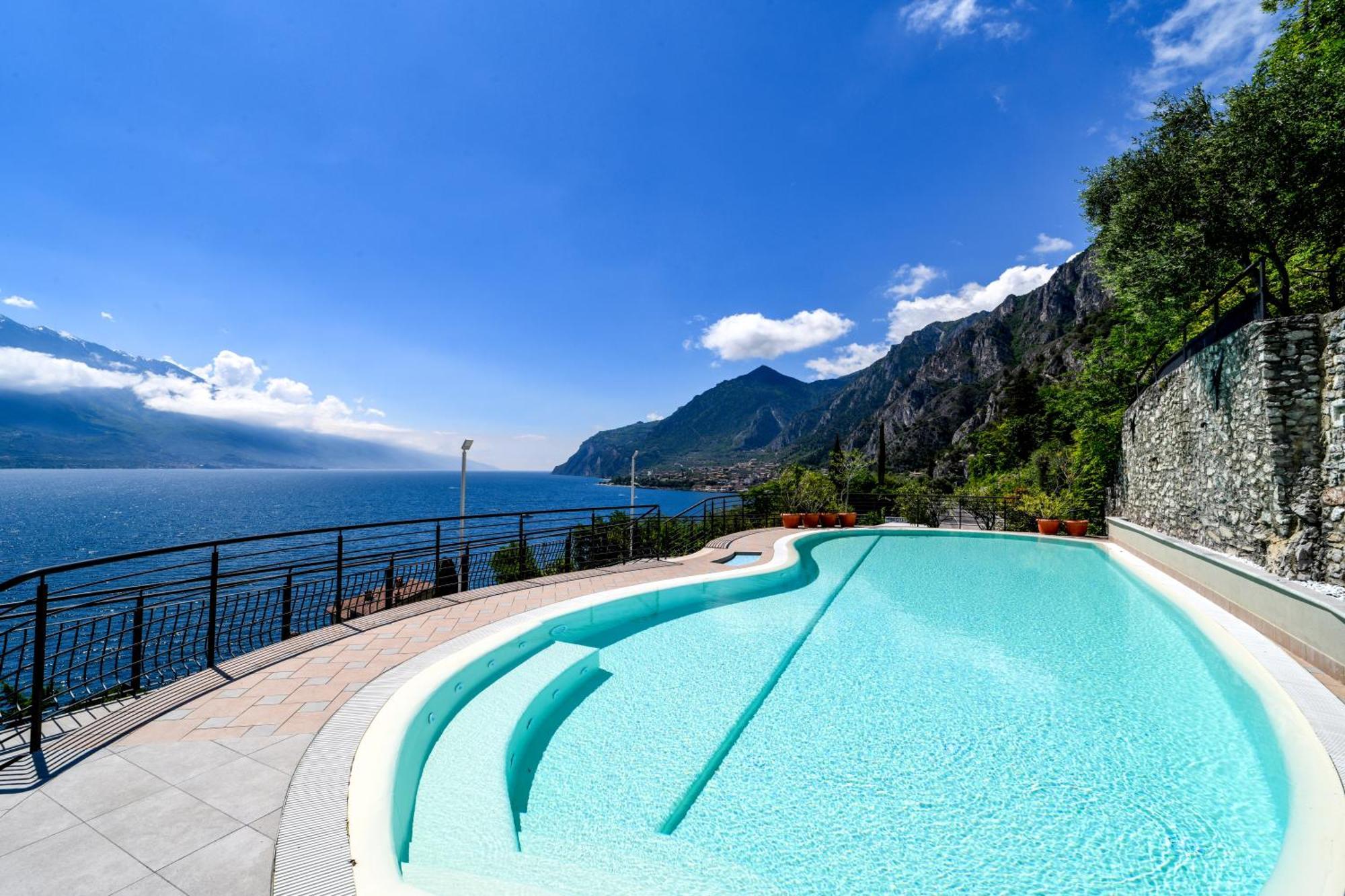 Hotel Villa Dirce Limone sul Garda Exterior foto