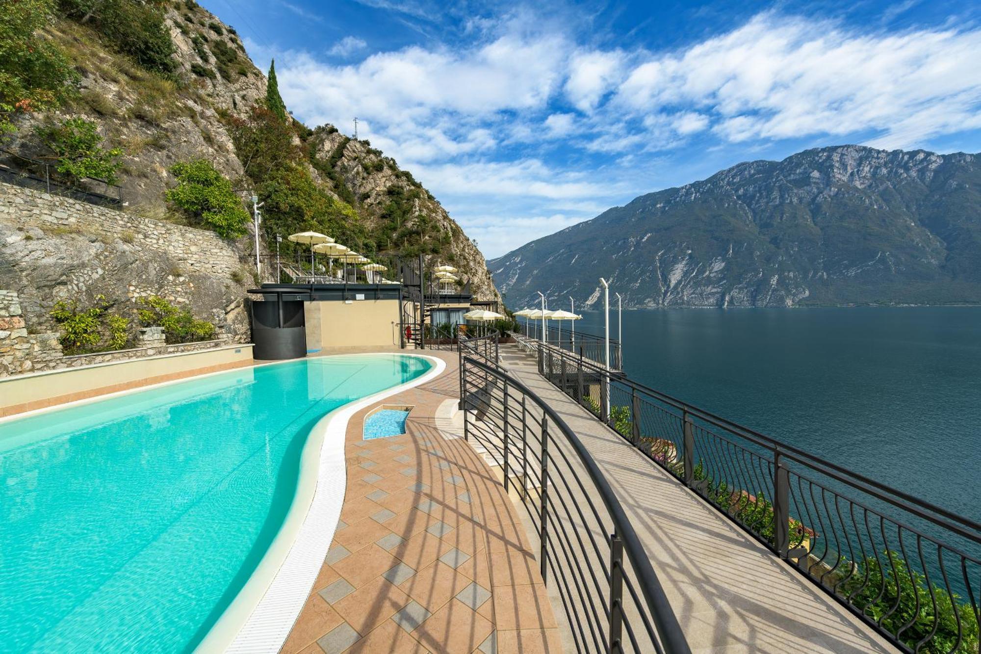 Hotel Villa Dirce Limone sul Garda Exterior foto