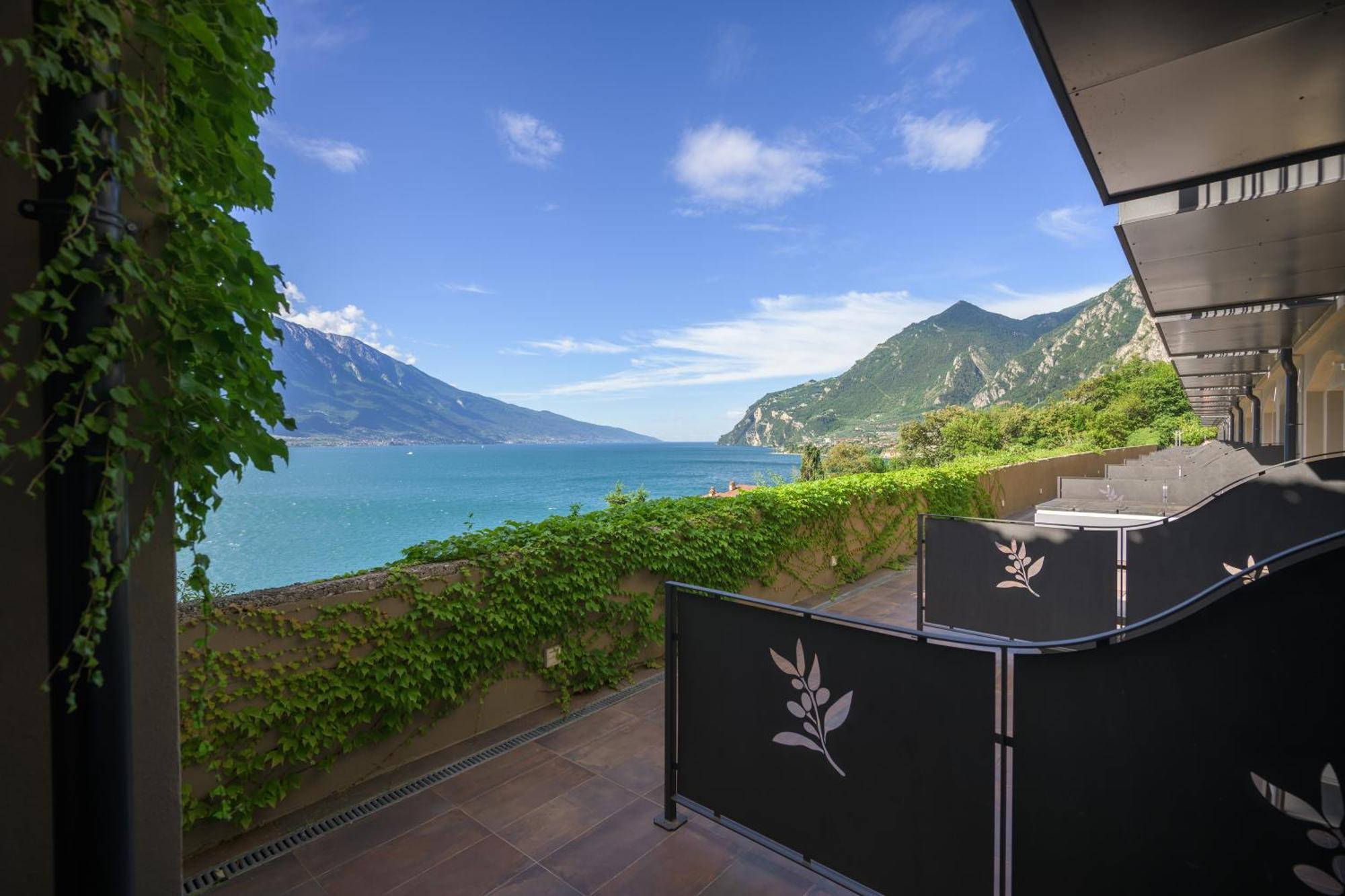 Hotel Villa Dirce Limone sul Garda Exterior foto